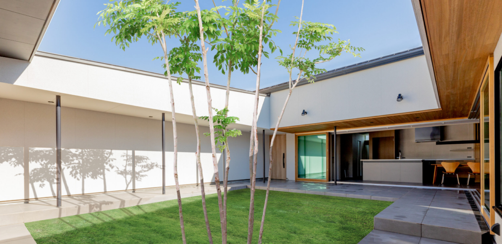 アルスホーム株式会社　中庭事例